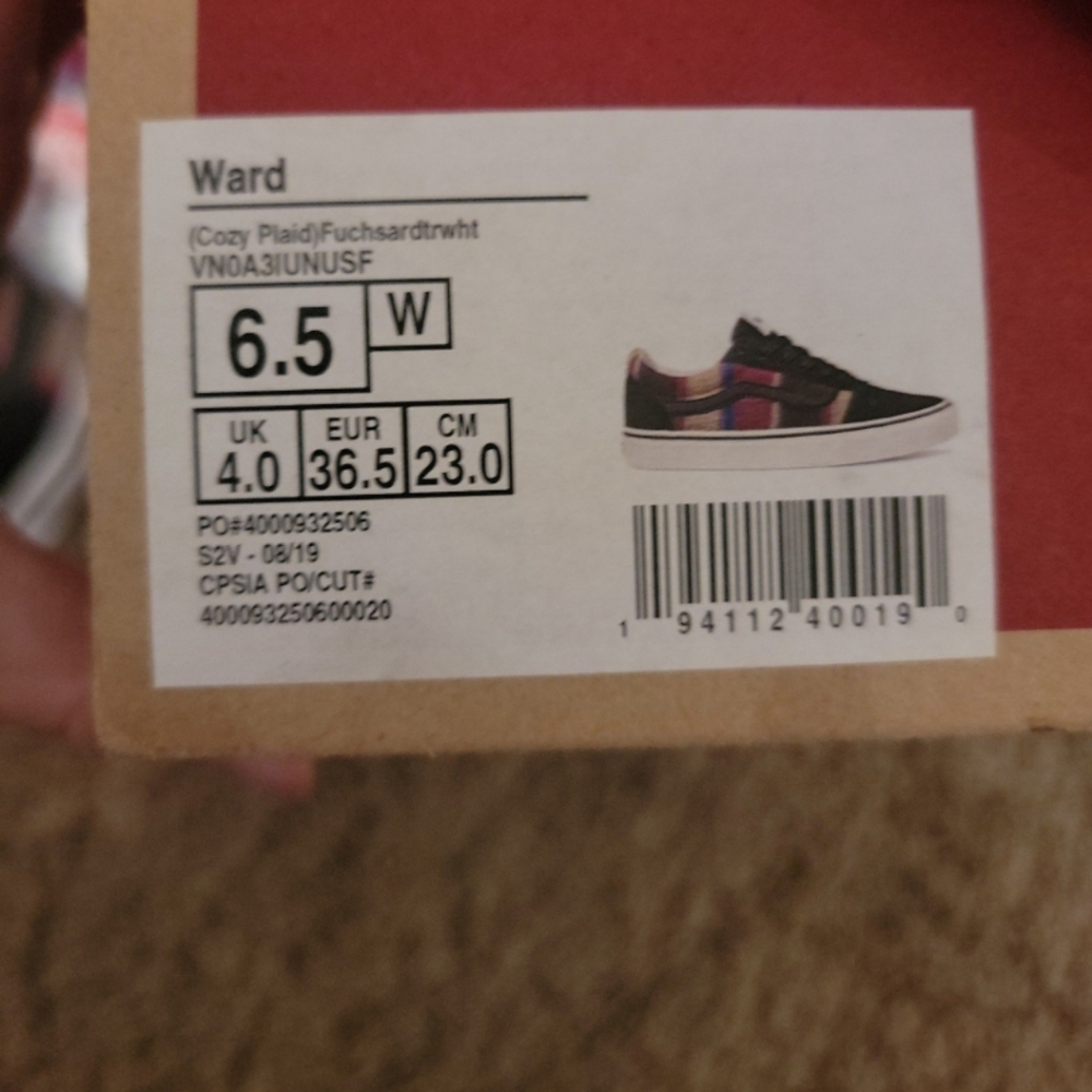 Vans - Picture 7 of 8